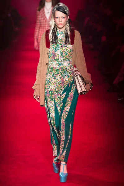 Look 47